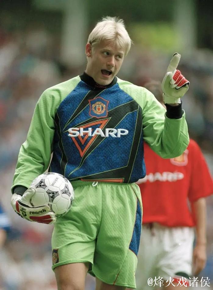 舒梅切尔：维拉绝对具备争冠实力，对阵曼联令人担忧